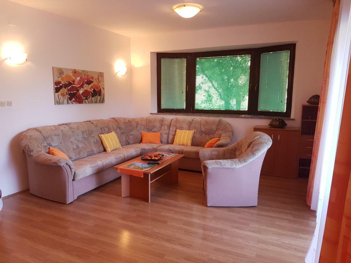 Apartment ซาตอน ภายนอก รูปภาพ