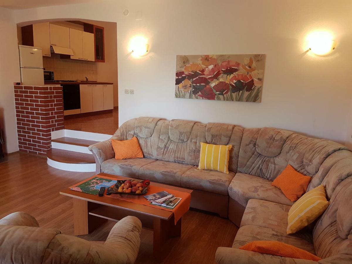 Apartment ซาตอน ภายนอก รูปภาพ